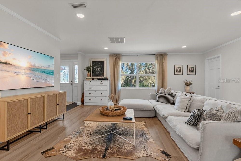 Image 6 of 38 For 106 Butler Street