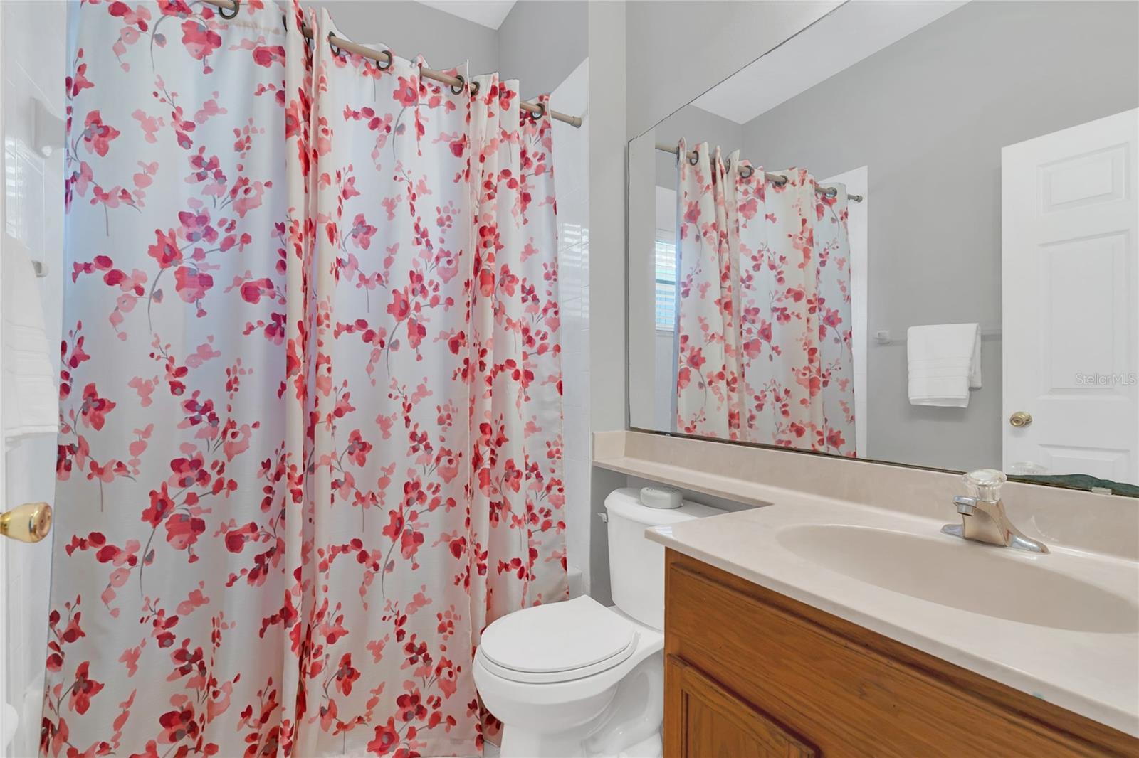 Image 18 of 38 For 2526 Volta Circle