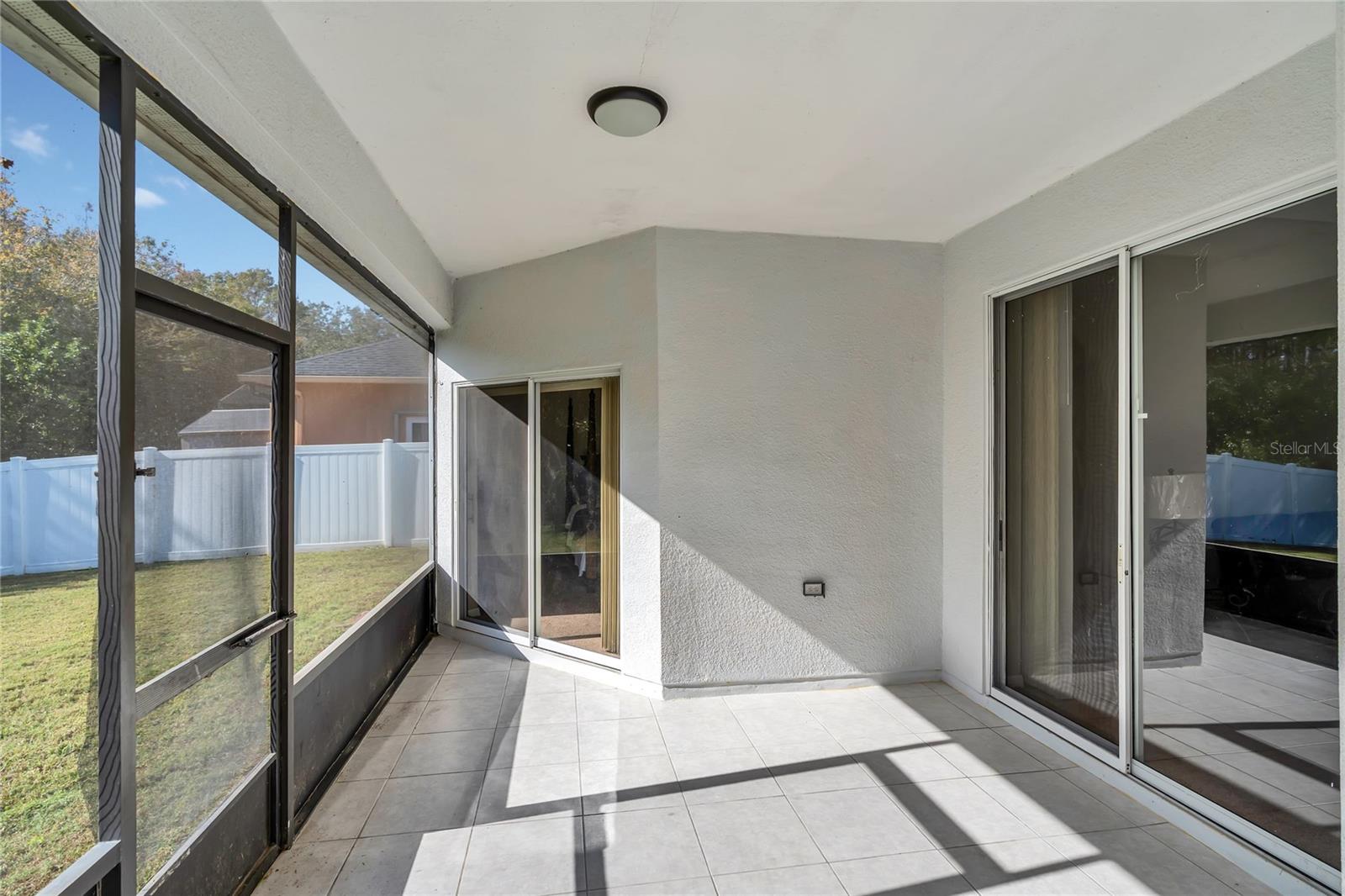 Image 26 of 38 For 2526 Volta Circle