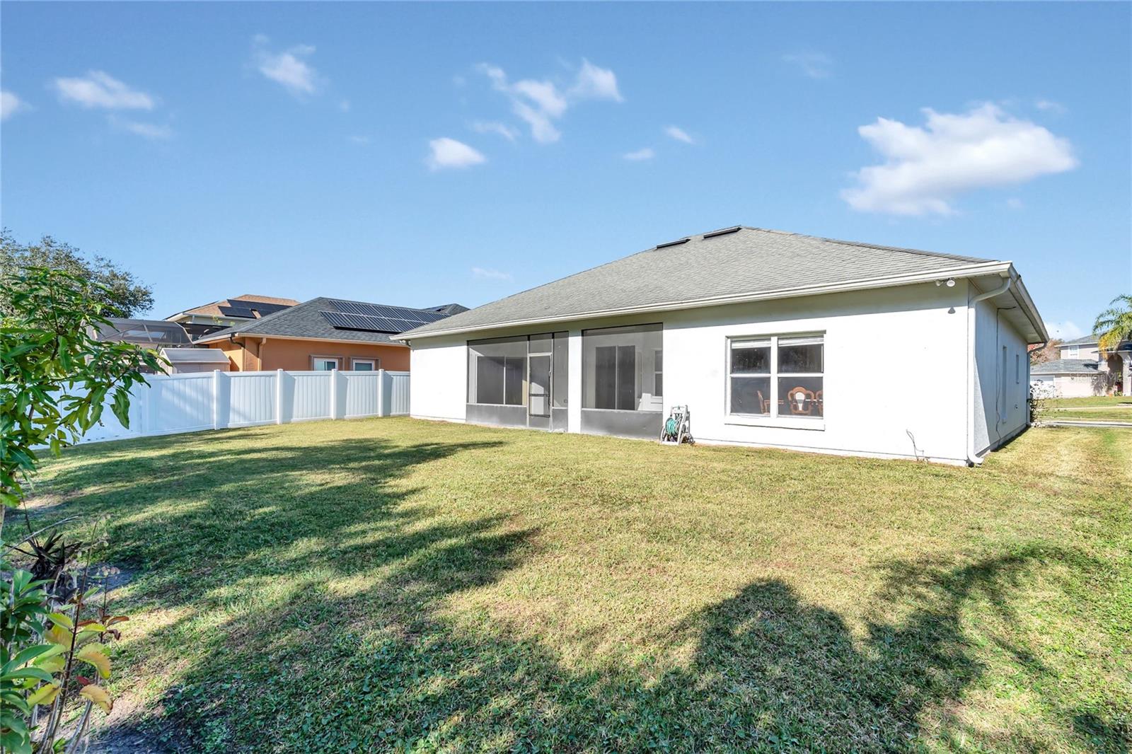 Image 28 of 38 For 2526 Volta Circle