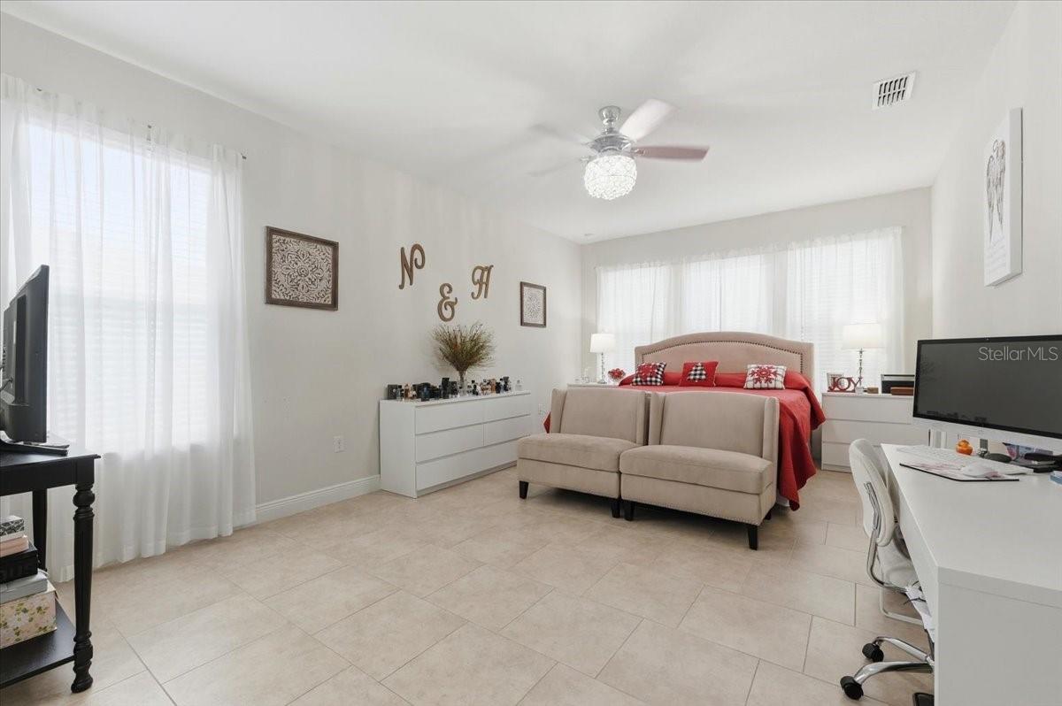 Image 11 of 24 For 136 Casa Bella Blvd