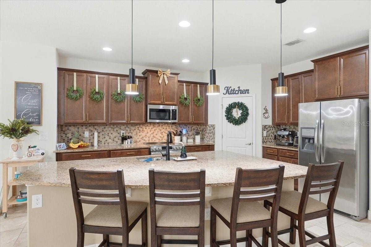 Image 5 of 24 For 136 Casa Bella Blvd