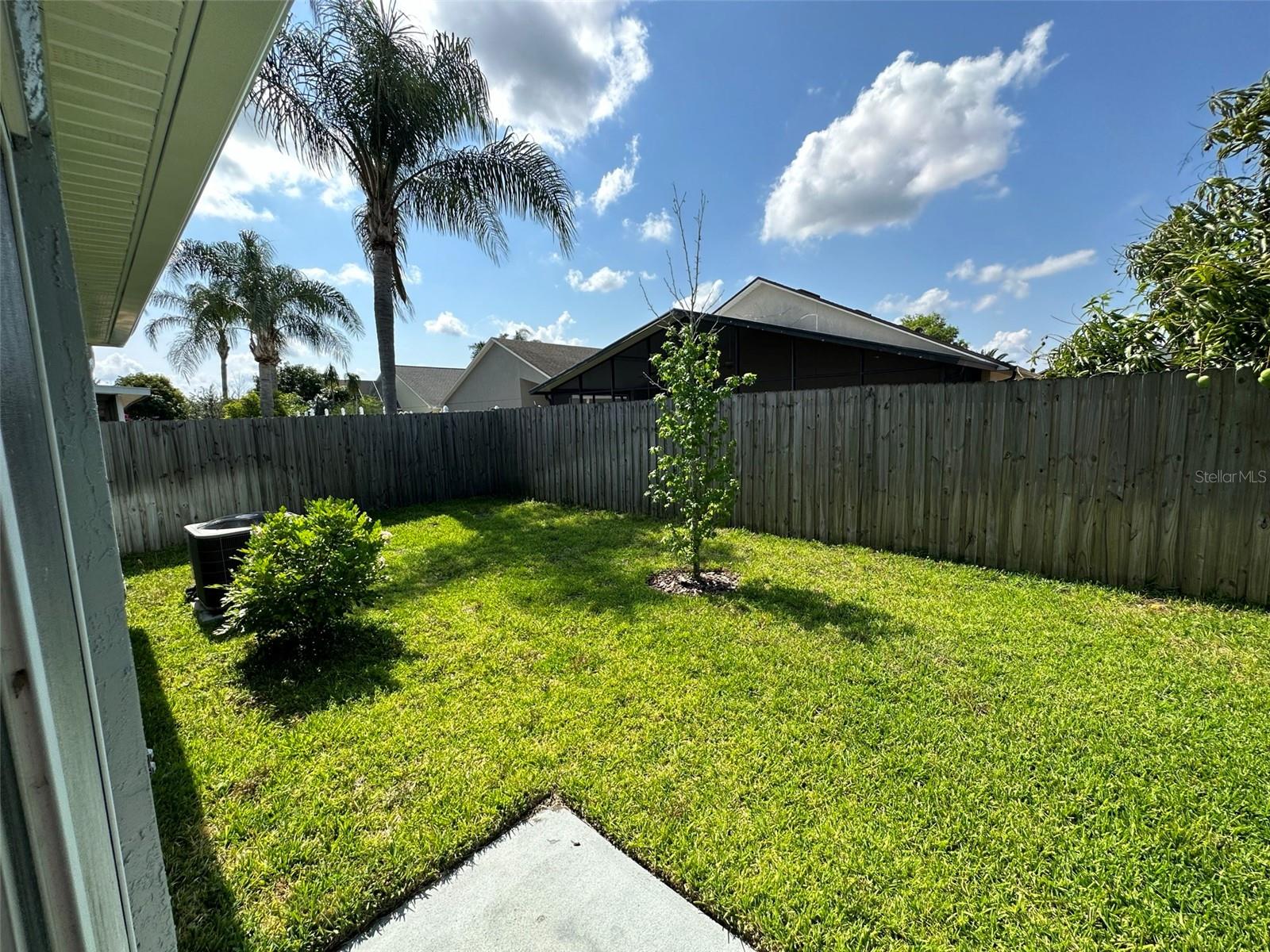 Image 10 of 11 For 7650 Harbor Bend Circle