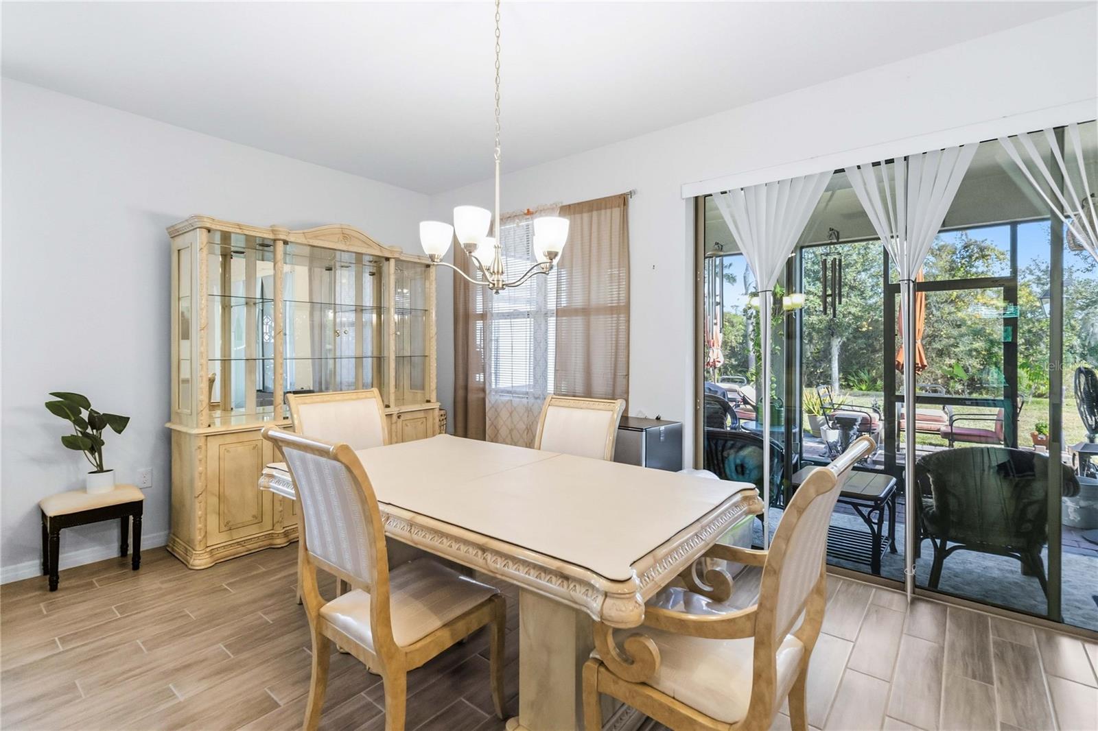 Image 11 of 39 For 17478 Blazing Star Circle