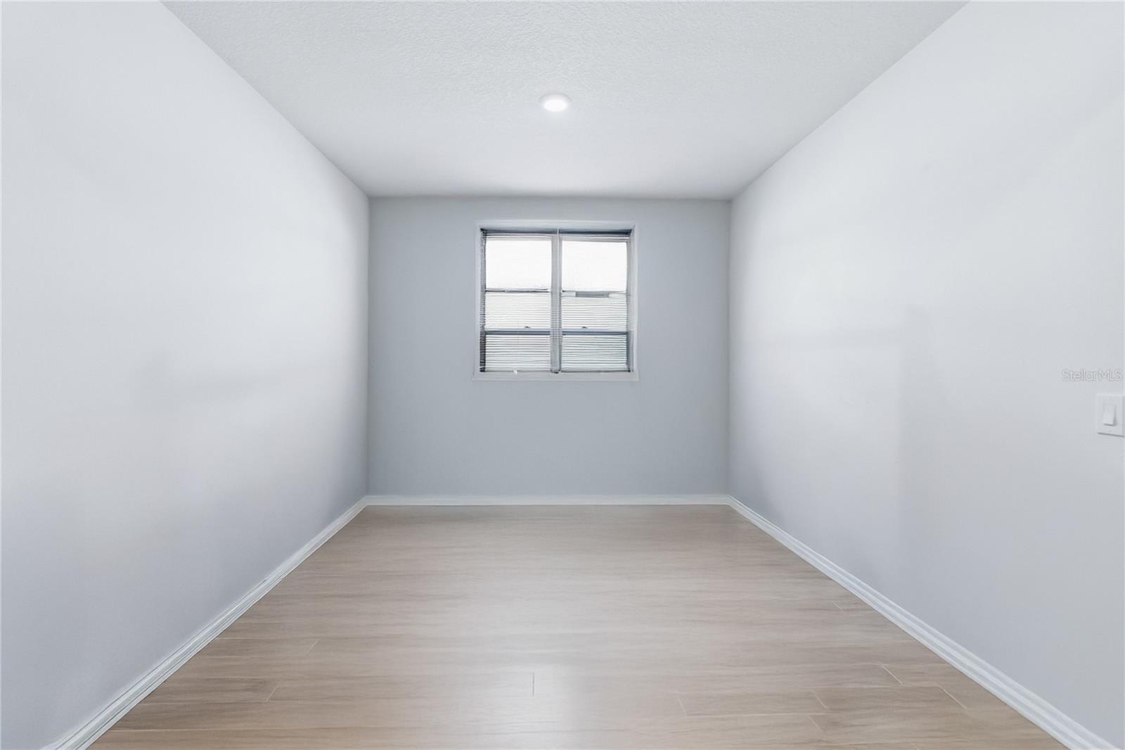 Image 7 of 39 For 17478 Blazing Star Circle