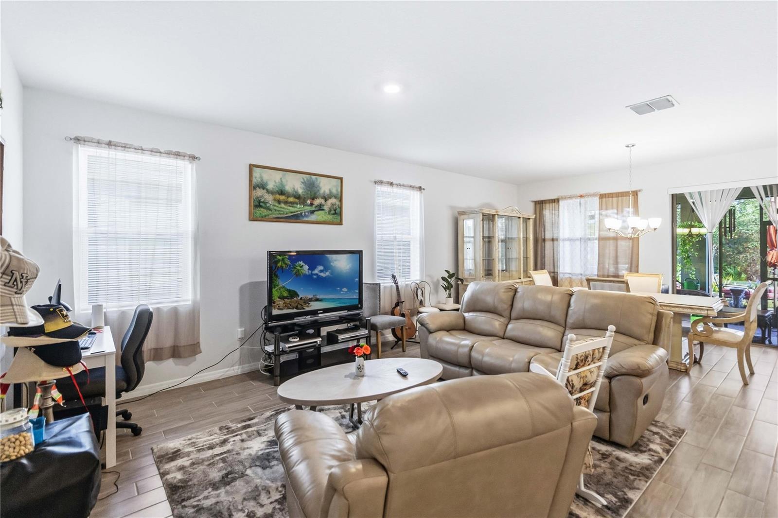 Image 8 of 39 For 17478 Blazing Star Circle