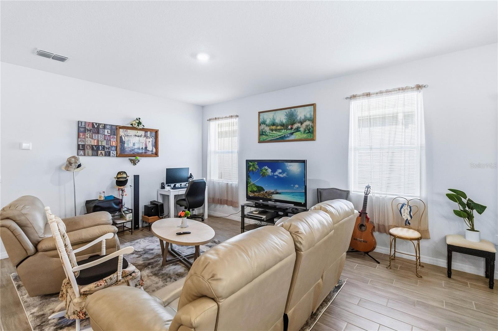 Image 9 of 39 For 17478 Blazing Star Circle