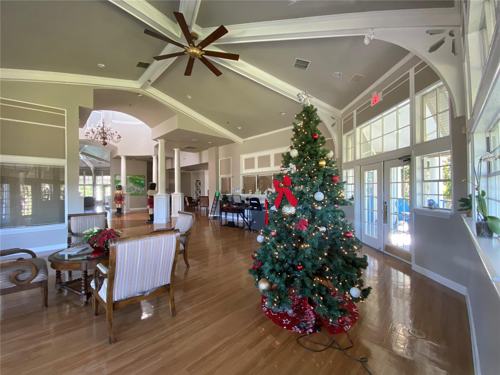 Image 29 of 38 For 7340 Westpointe Boulevard 329