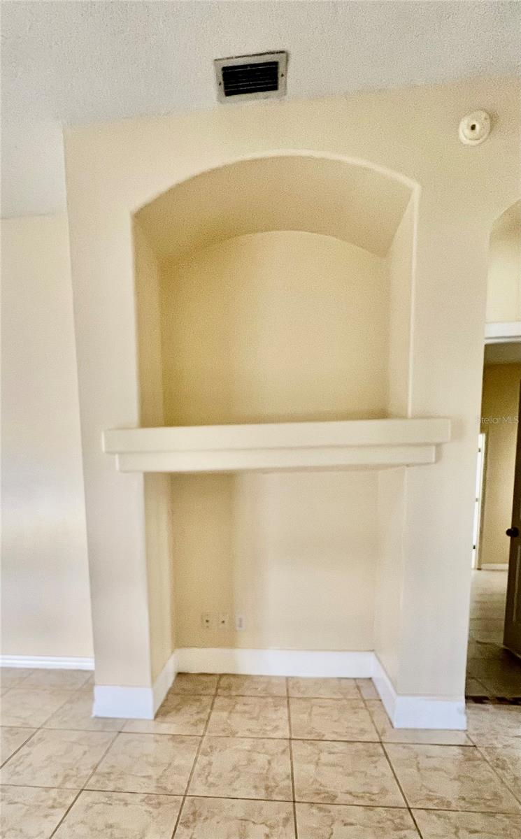 Image 16 of 49 For 13367 Luxbury Loop