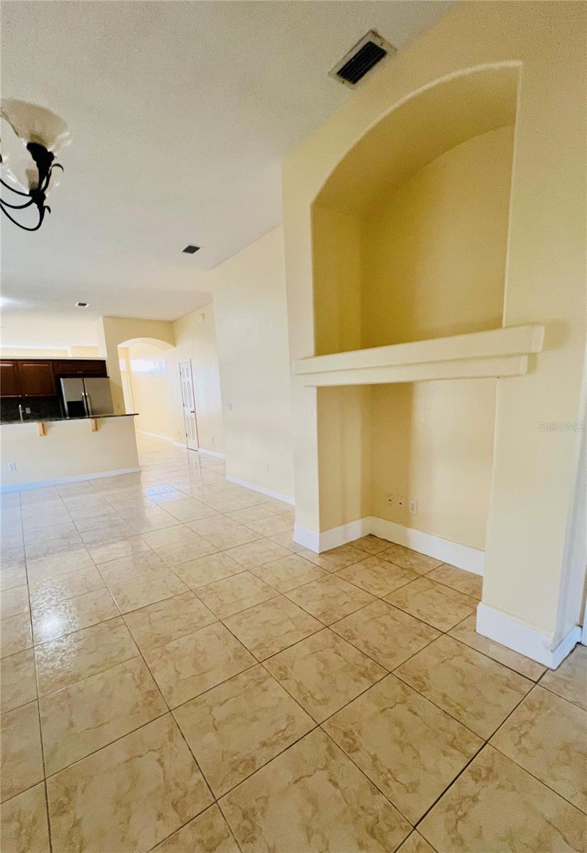 Image 18 of 49 For 13367 Luxbury Loop