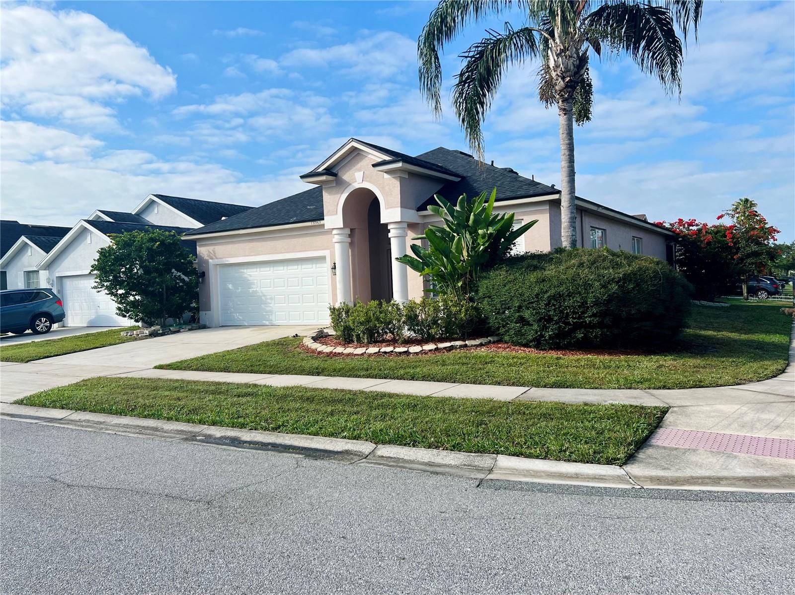 Image 4 of 49 For 13367 Luxbury Loop