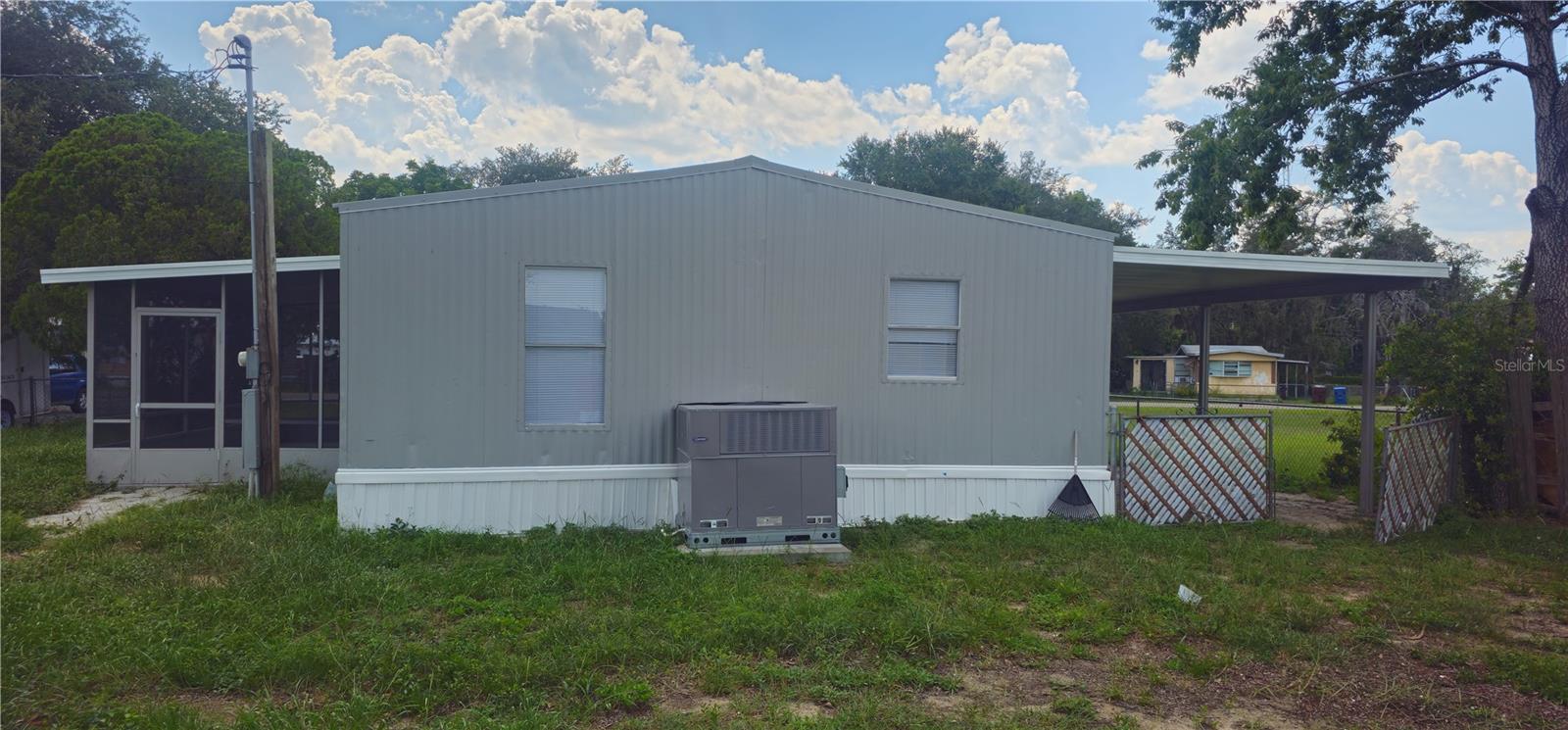 Image 29 of 31 For 221 Sunshine Boulevard