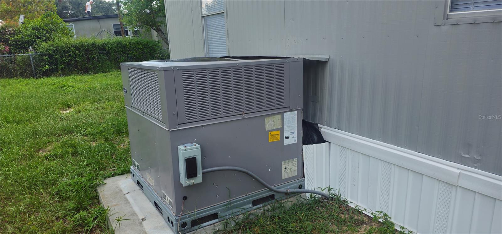 Image 31 of 31 For 221 Sunshine Boulevard