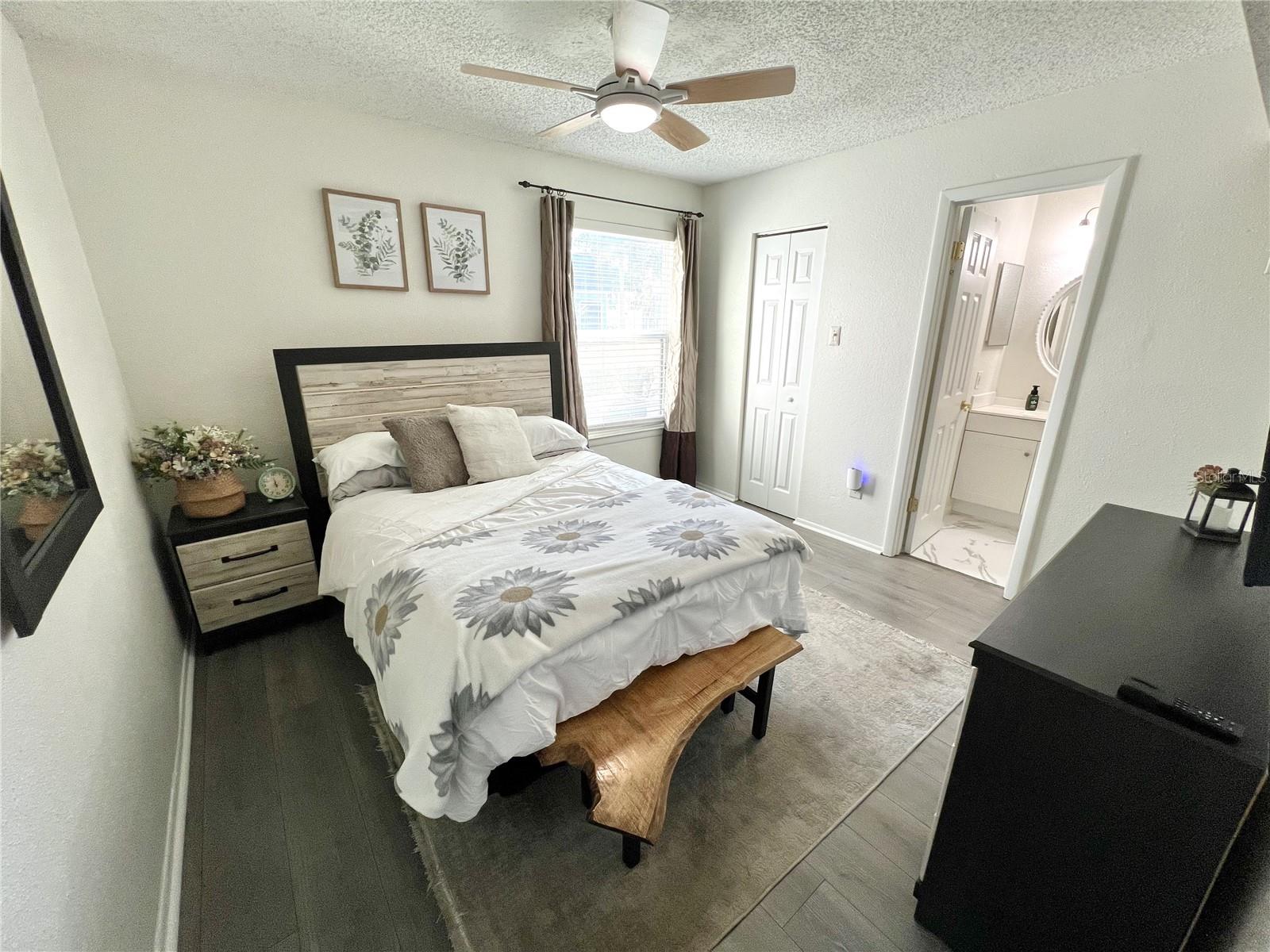 Image 11 of 23 For 3708 Idlebrook Circle 100