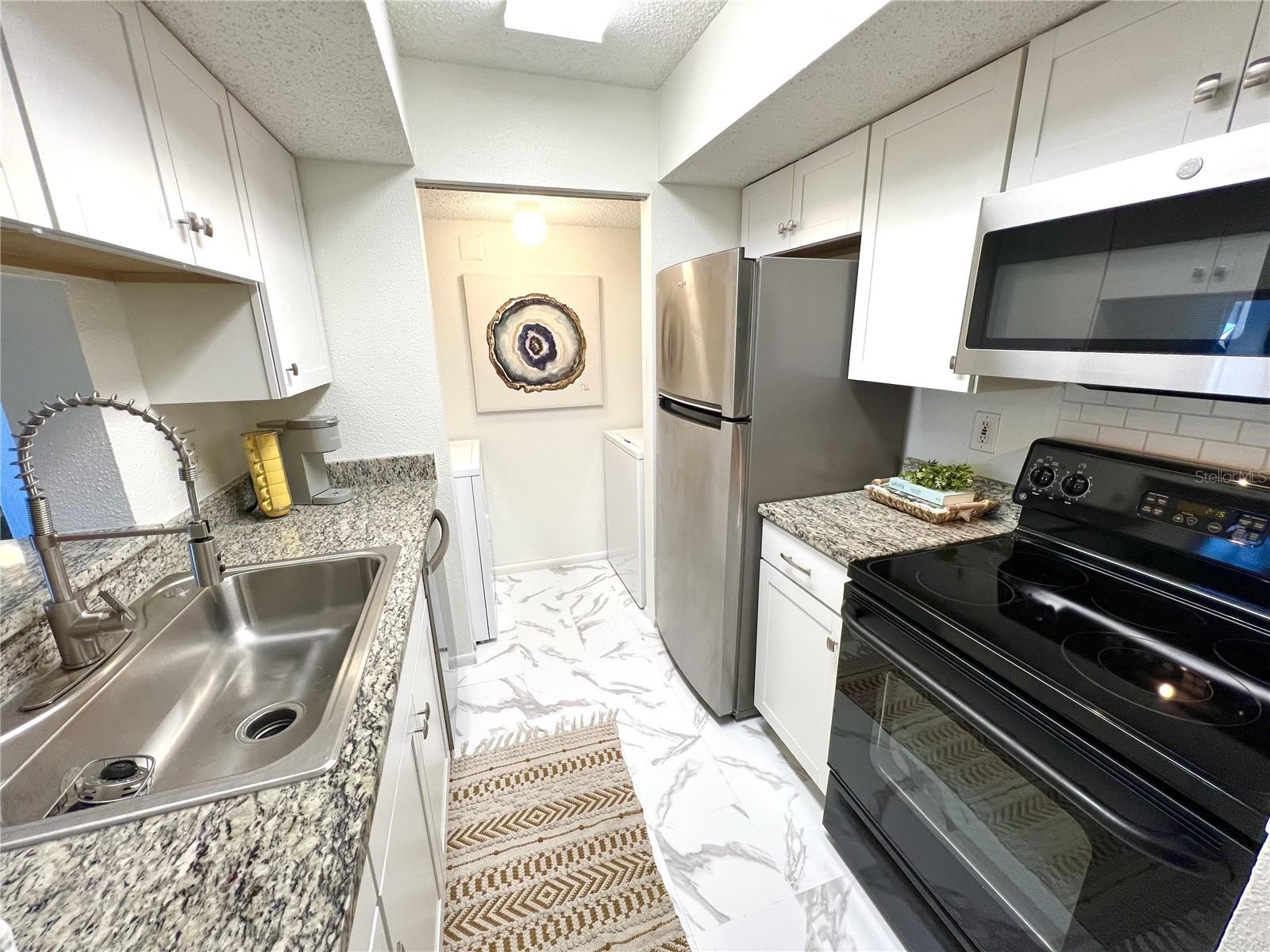 Image 7 of 23 For 3708 Idlebrook Circle 100