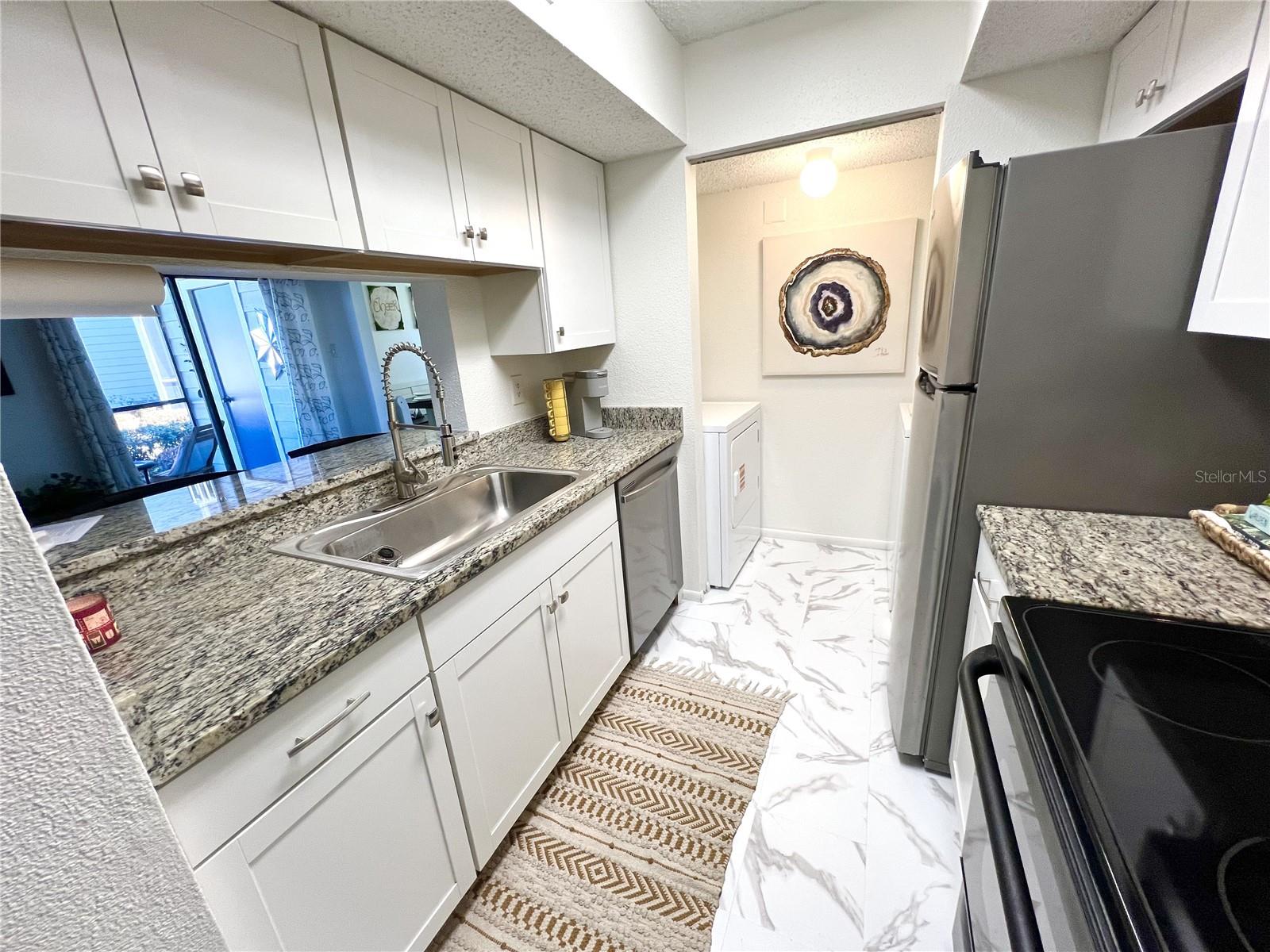 Image 8 of 23 For 3708 Idlebrook Circle 100