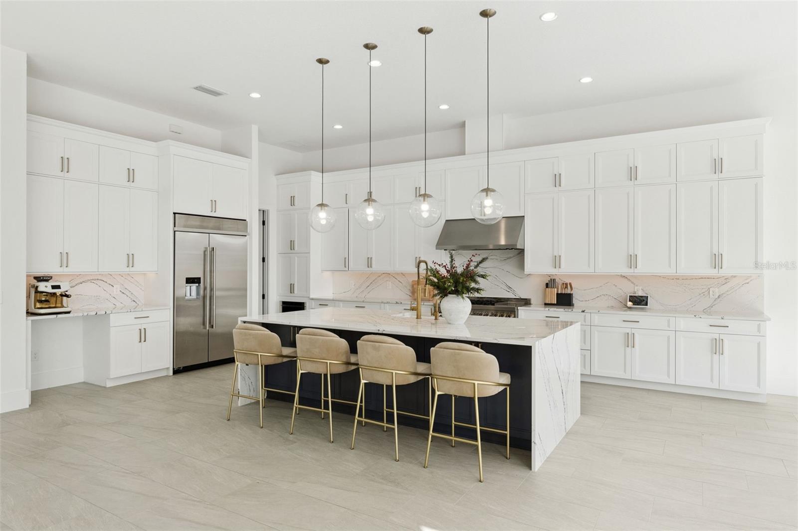 Image 13 of 55 For 9720 Laurel Berry Drive