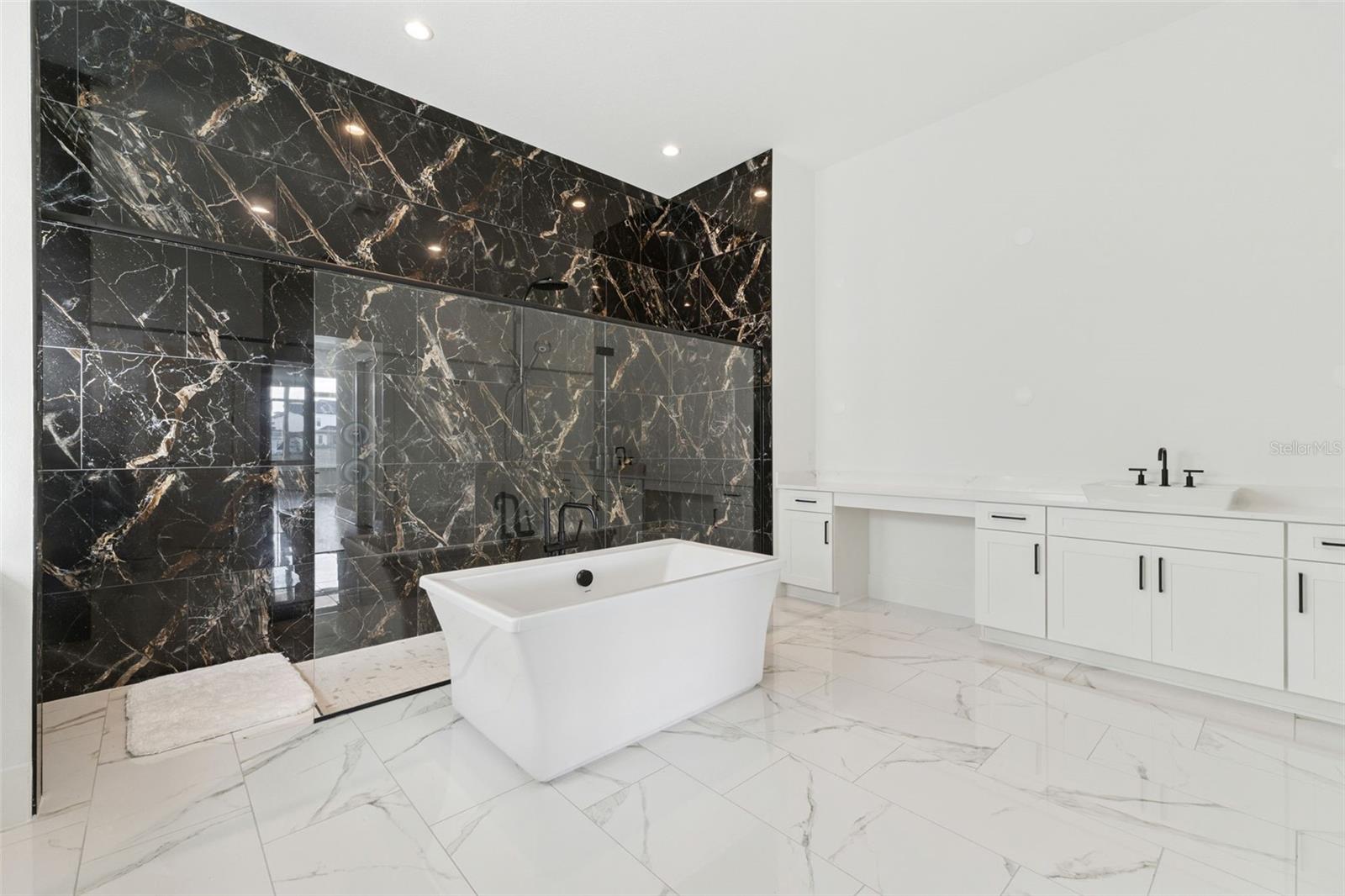 Image 29 of 55 For 9720 Laurel Berry Drive