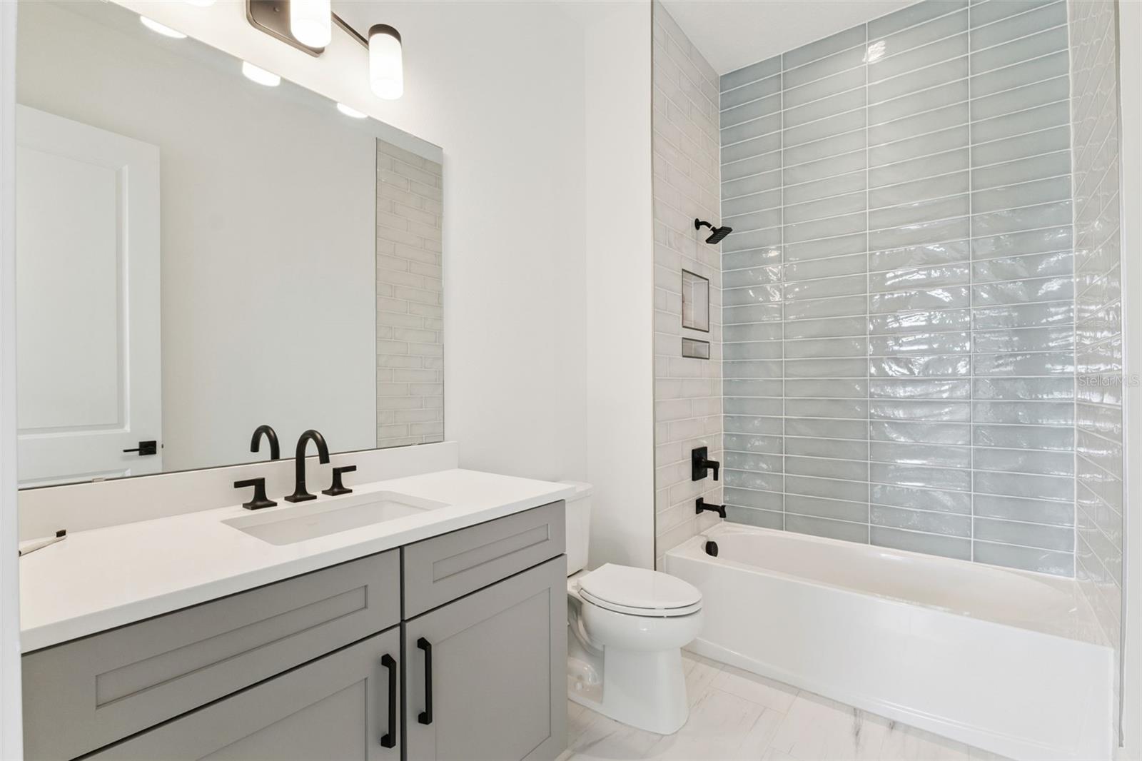 Image 31 of 55 For 9720 Laurel Berry Drive