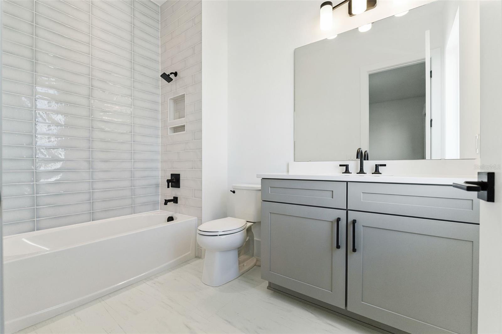 Image 32 of 55 For 9720 Laurel Berry Drive