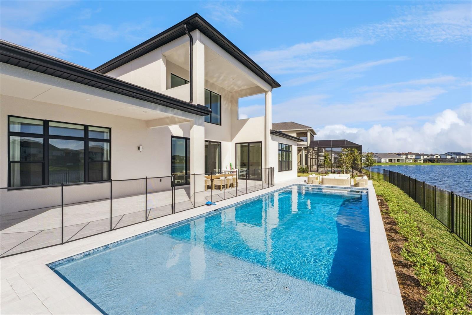 Image 43 of 55 For 9720 Laurel Berry Drive