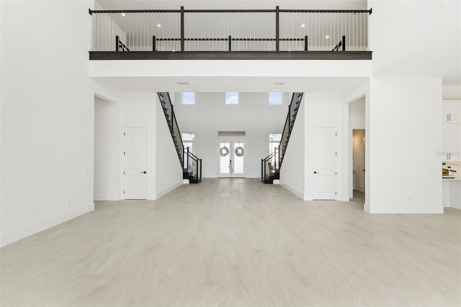 Image 6 of 55 For 9720 Laurel Berry Drive