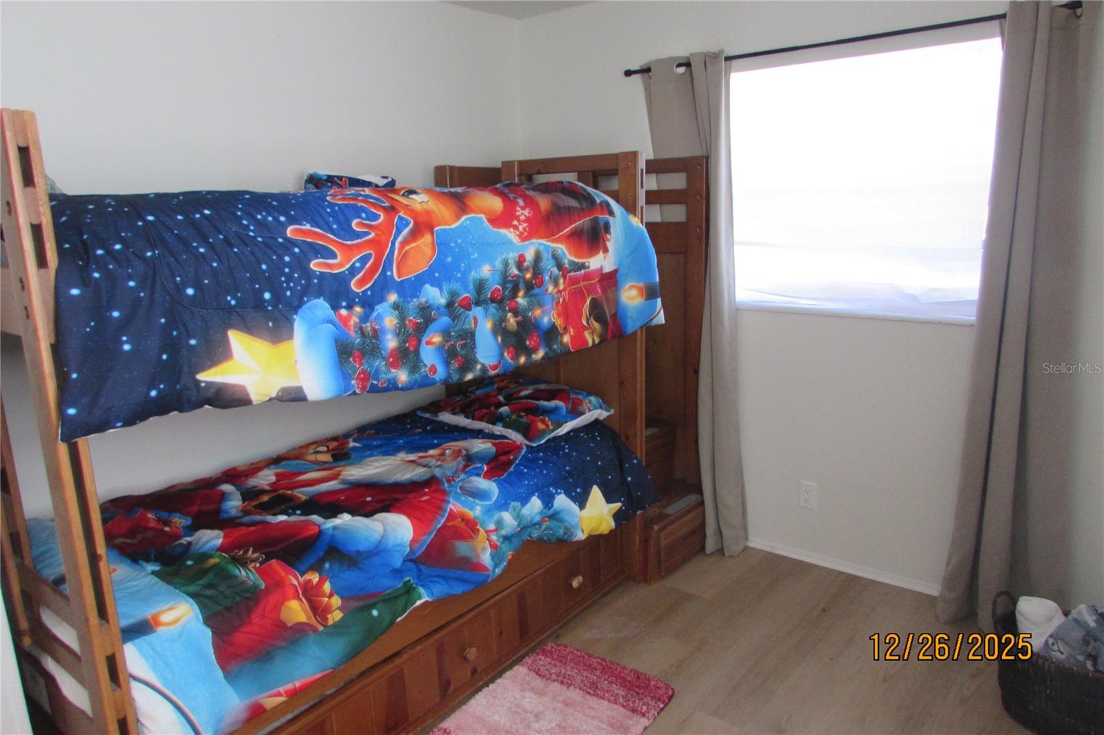 Image 17 of 20 For 401 Elm Drive