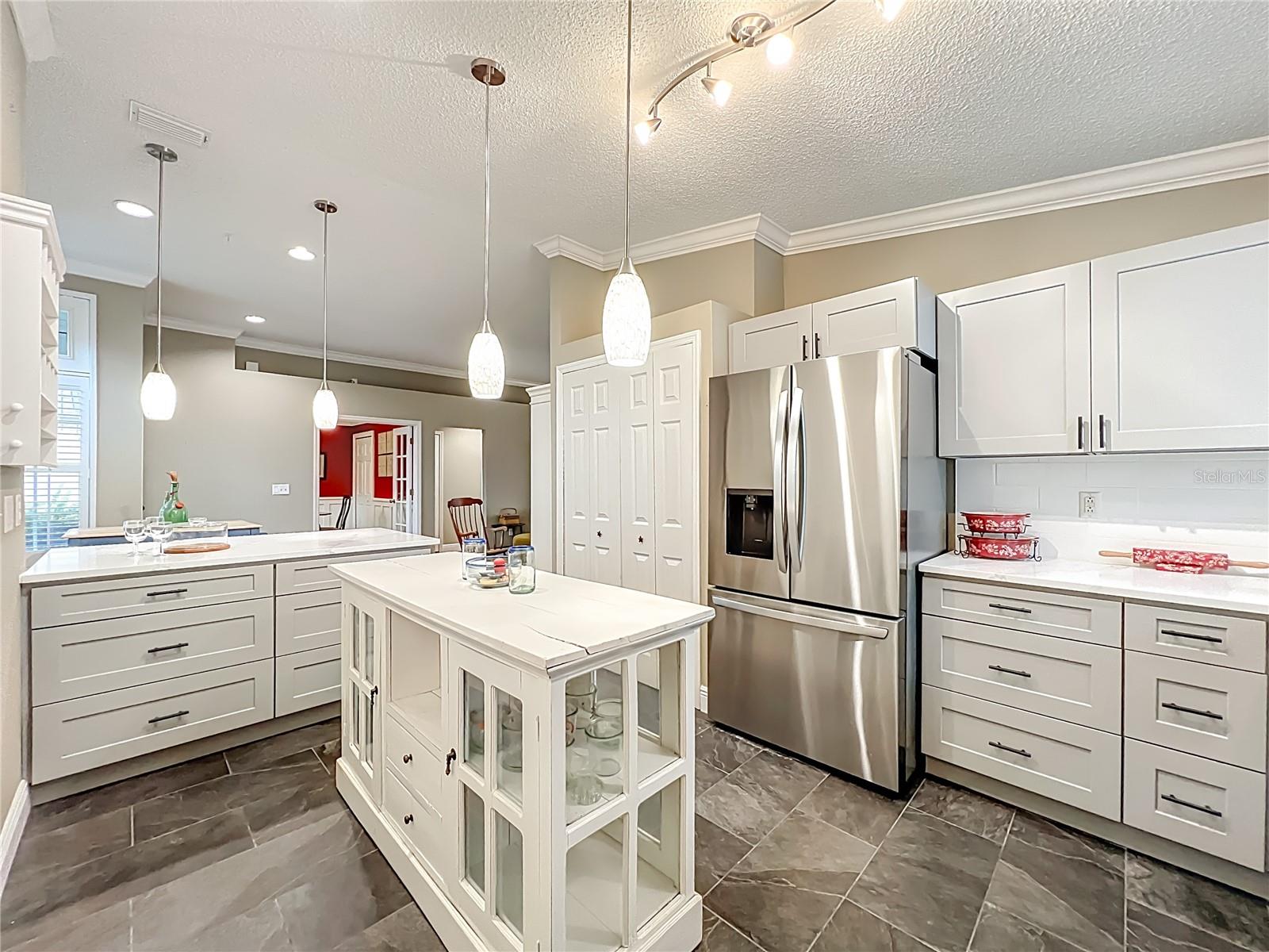 Image 15 of 58 For 1648 Sand Key Circle