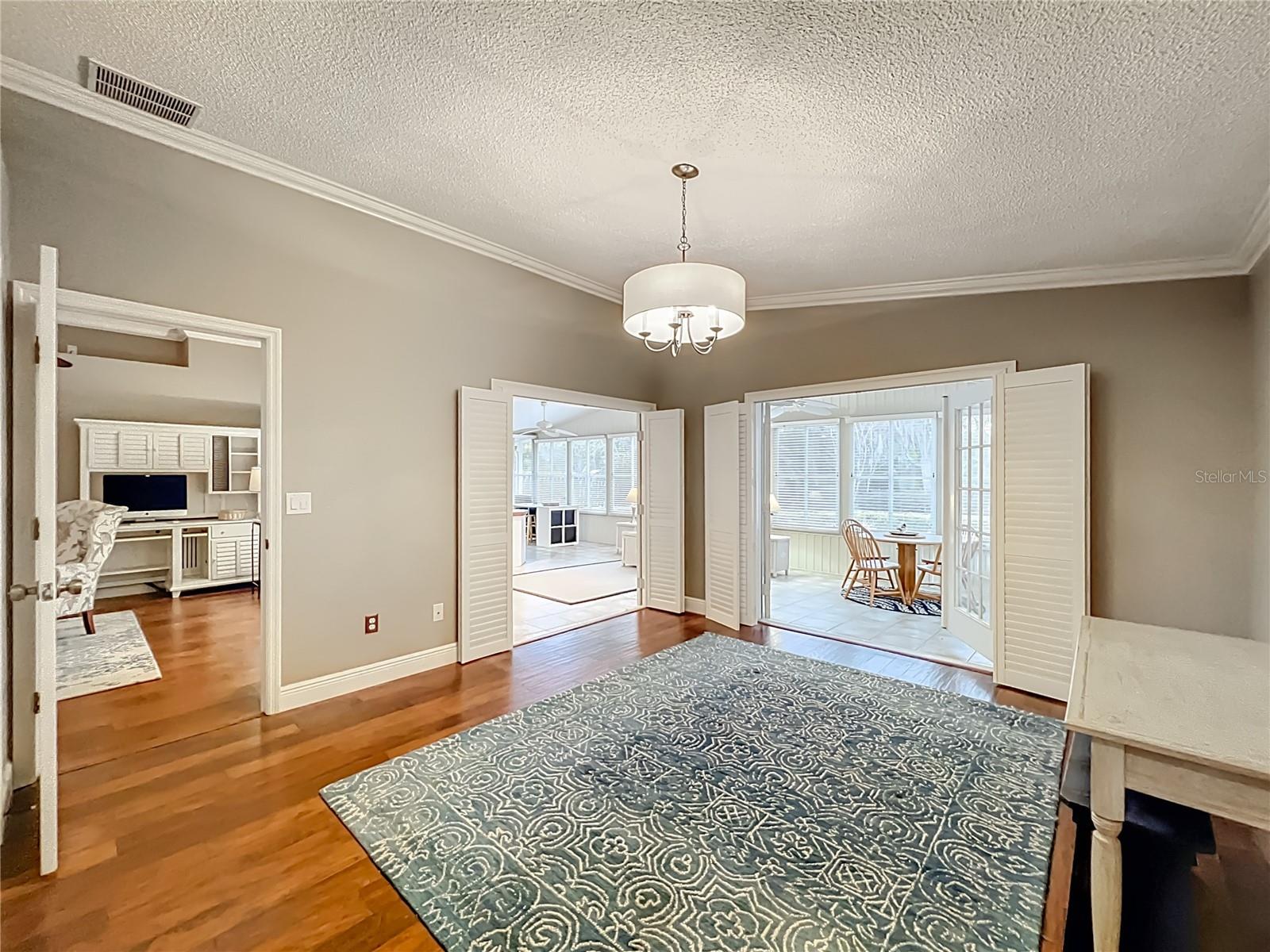 Image 37 of 58 For 1648 Sand Key Circle