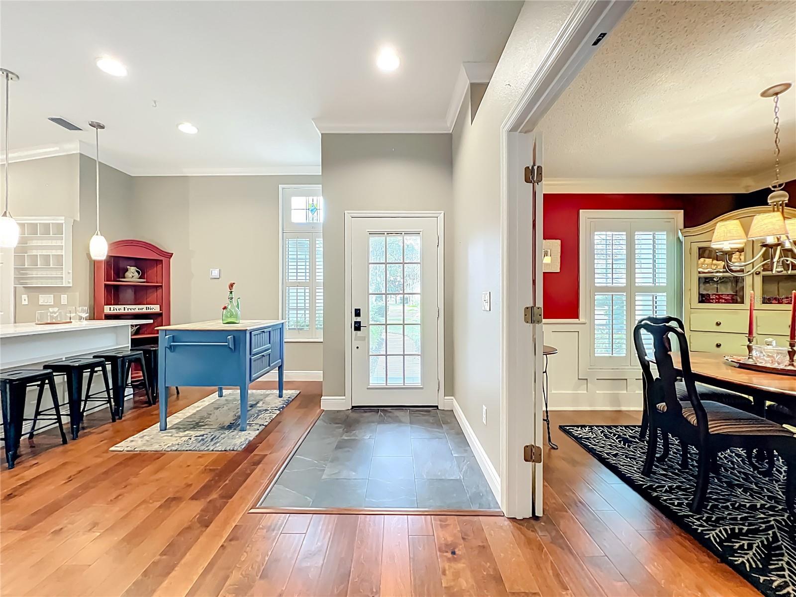 Image 4 of 58 For 1648 Sand Key Circle