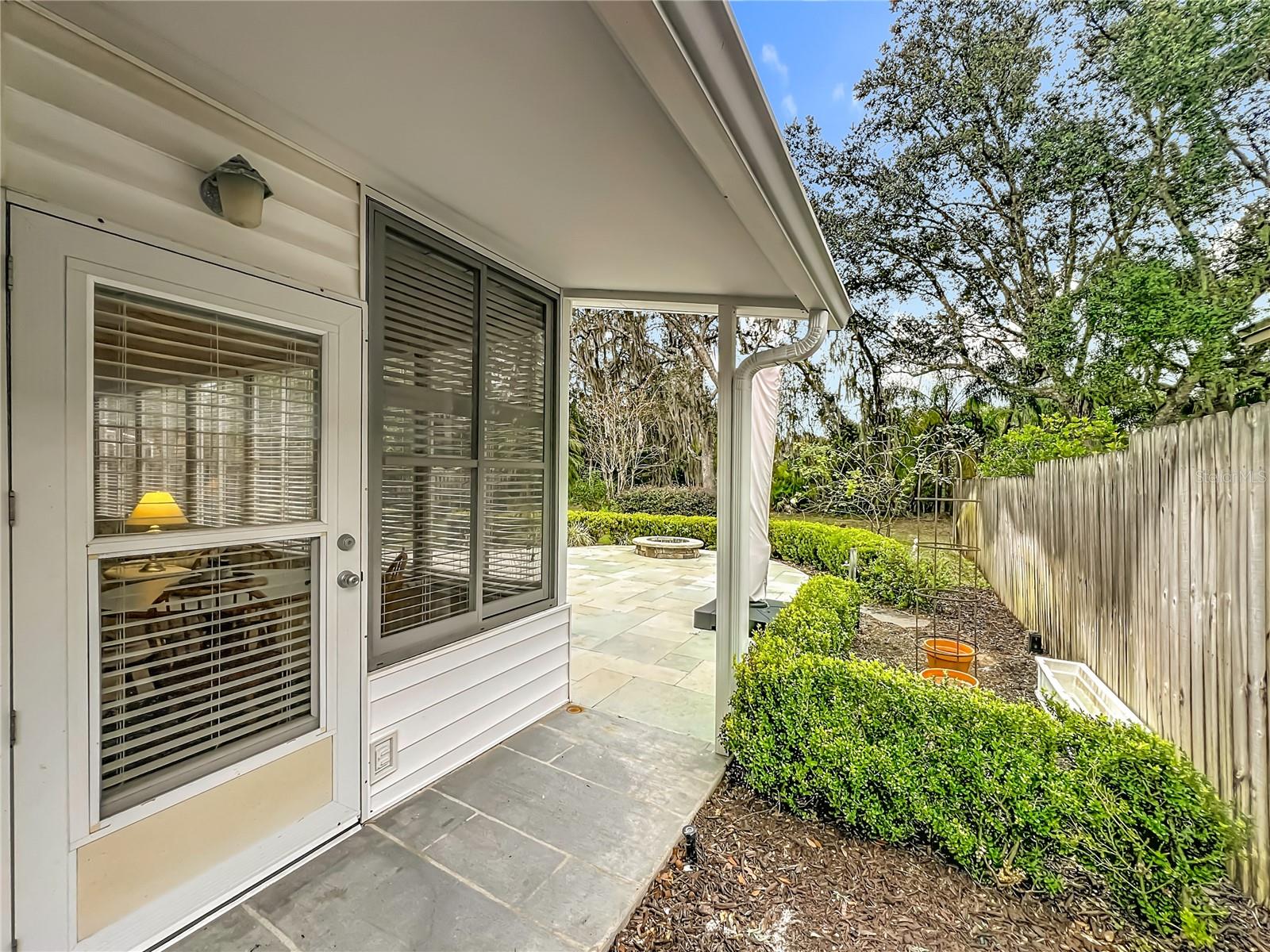 Image 52 of 58 For 1648 Sand Key Circle