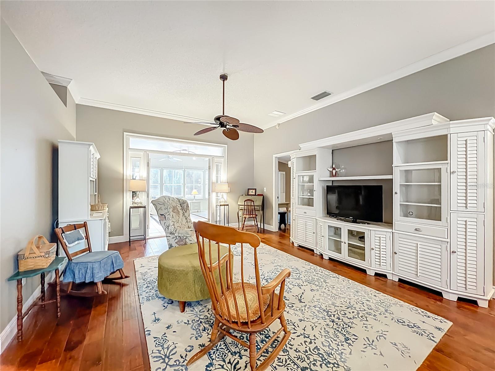 Image 6 of 58 For 1648 Sand Key Circle