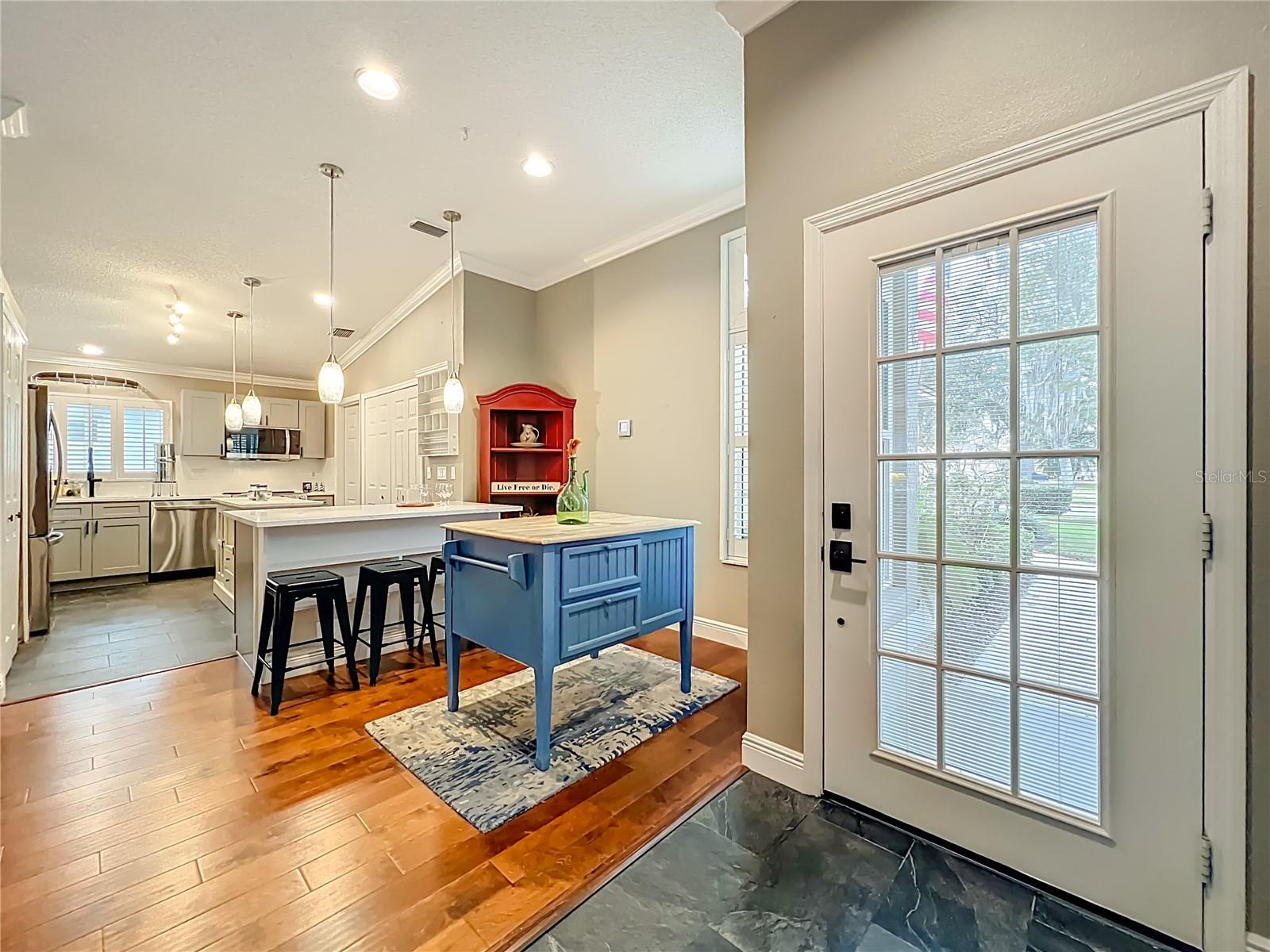 Image 9 of 58 For 1648 Sand Key Circle