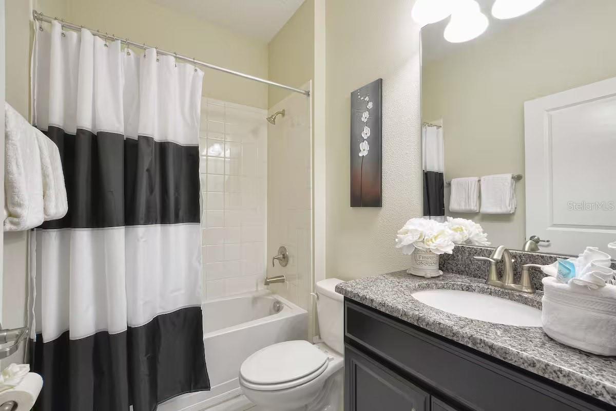 Image 16 of 43 For 4743 Kings Castle Circle