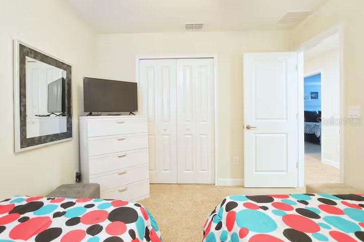 Image 24 of 43 For 4743 Kings Castle Circle