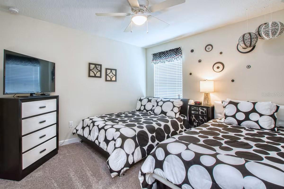 Image 22 of 39 For 4718 Kings Castle Circle