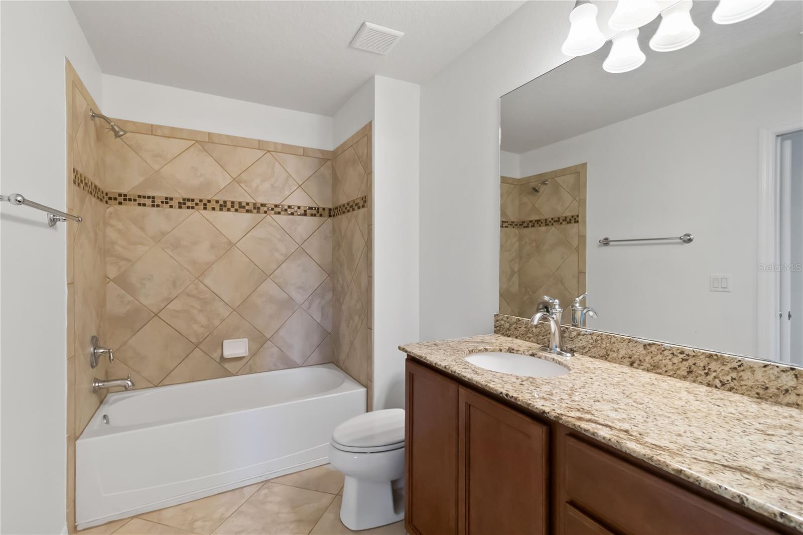 Image 41 of 69 For 8681 Lower Villagewalk Circle