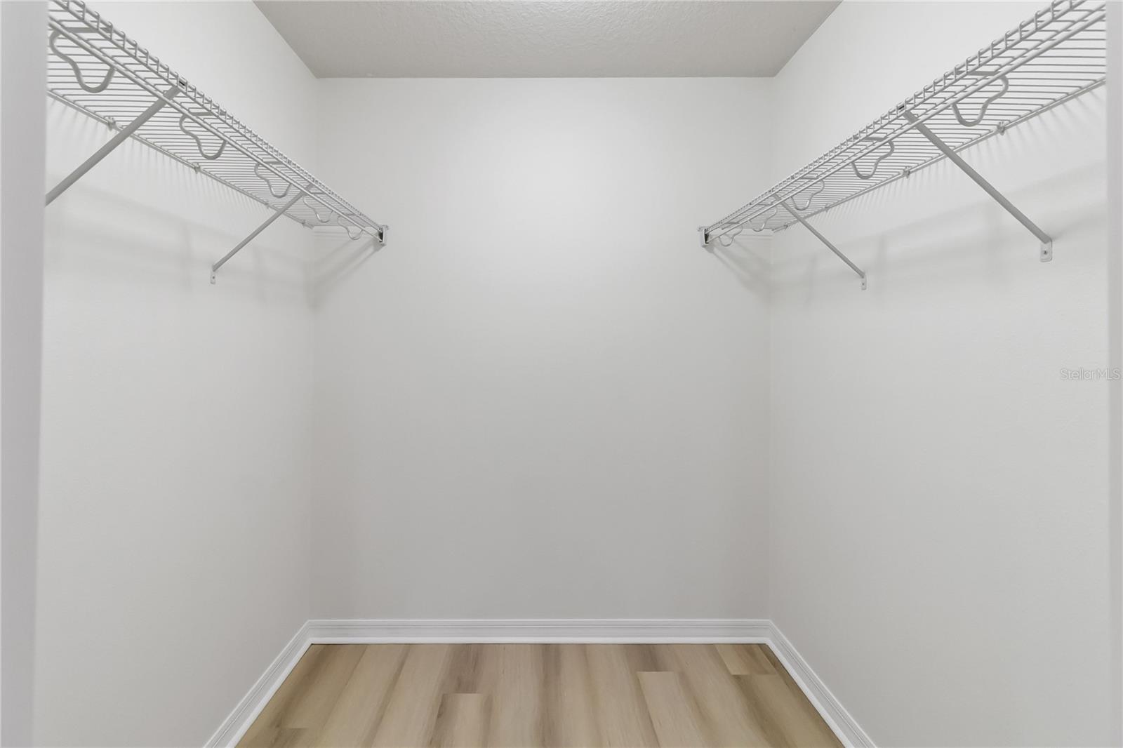 Image 45 of 69 For 8681 Lower Villagewalk Circle