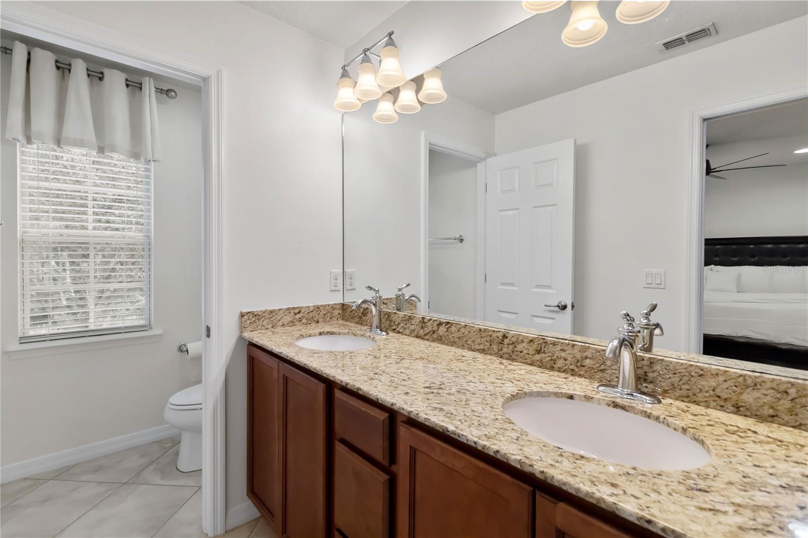 Image 48 of 69 For 8681 Lower Villagewalk Circle