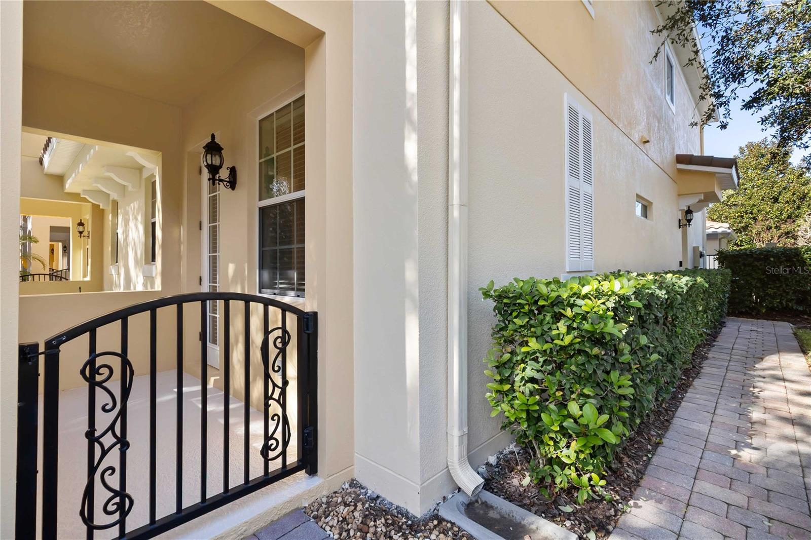 Image 5 of 69 For 8681 Lower Villagewalk Circle