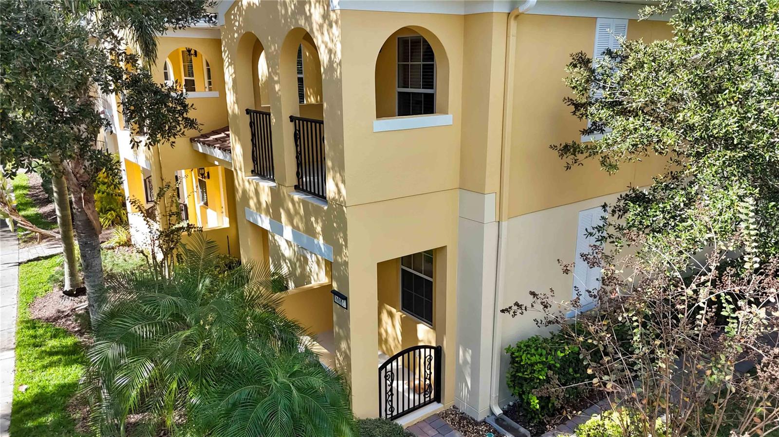 Image 6 of 69 For 8681 Lower Villagewalk Circle