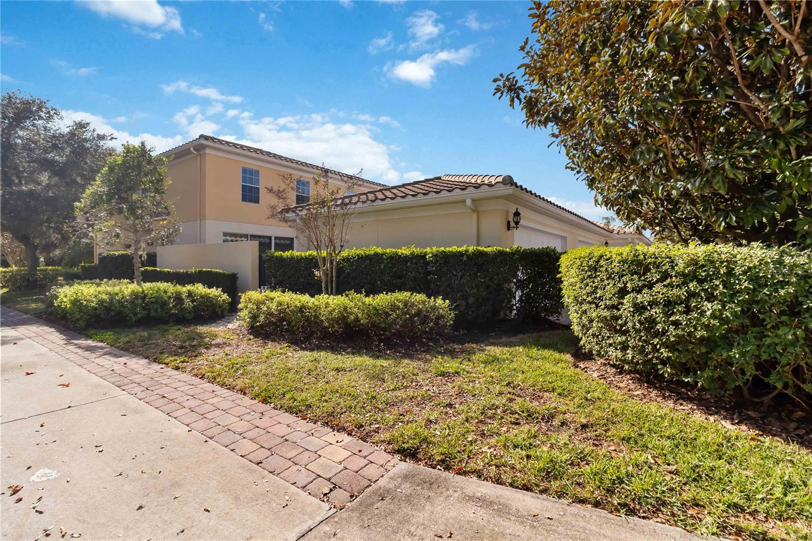 Image 8 of 69 For 8681 Lower Villagewalk Circle