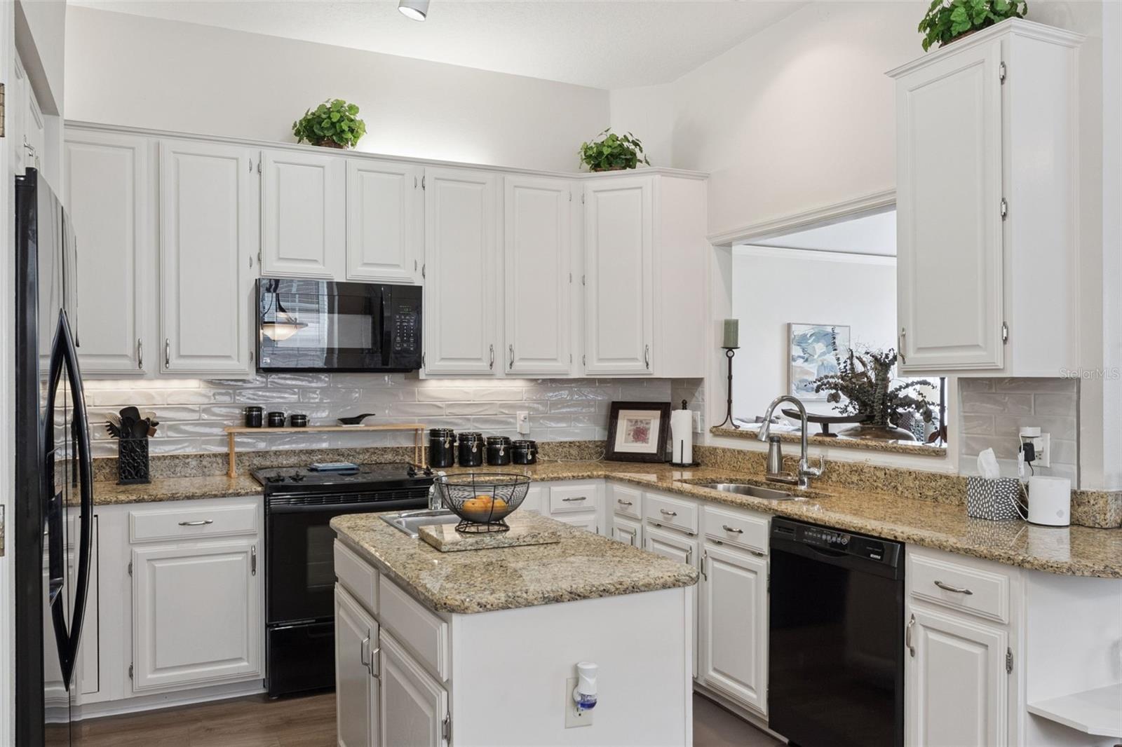 Image 15 of 48 For 14339 Windchime Lane