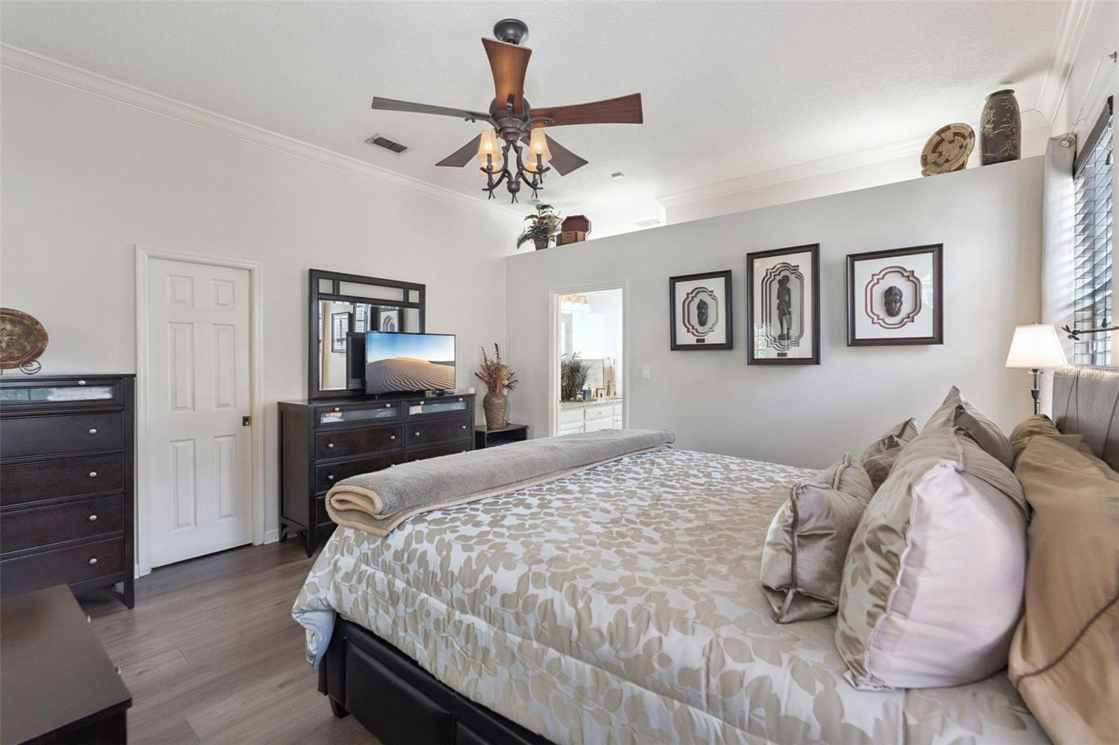 Image 19 of 48 For 14339 Windchime Lane