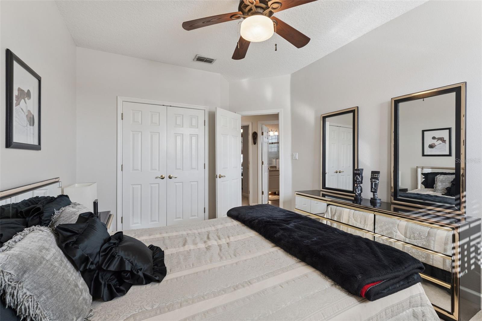 Image 25 of 48 For 14339 Windchime Lane