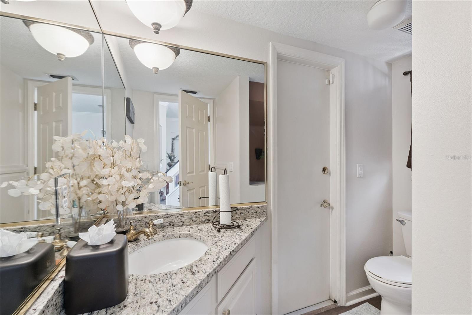 Image 31 of 48 For 14339 Windchime Lane