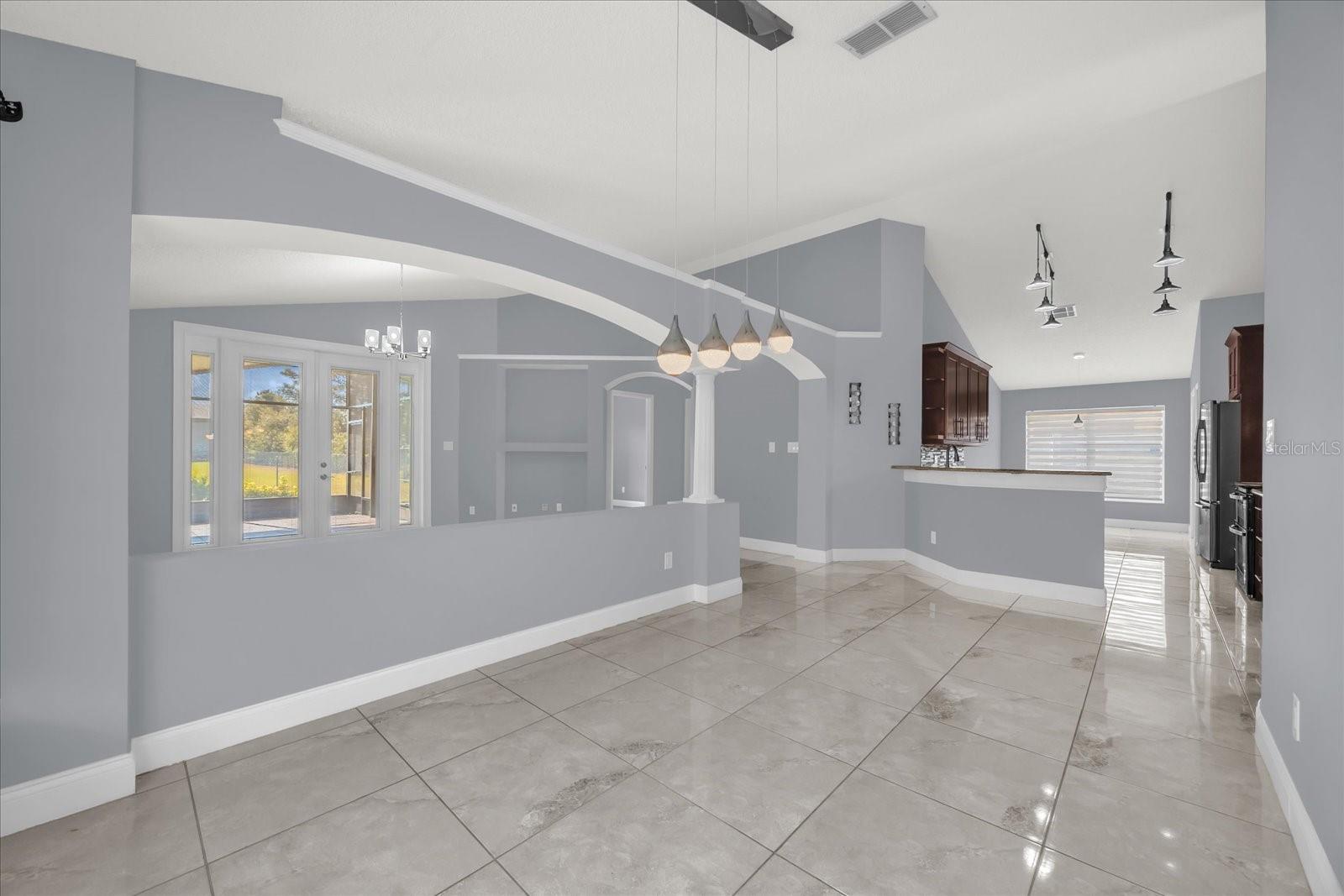 Image 10 of 25 For 7936 Oakstone Court