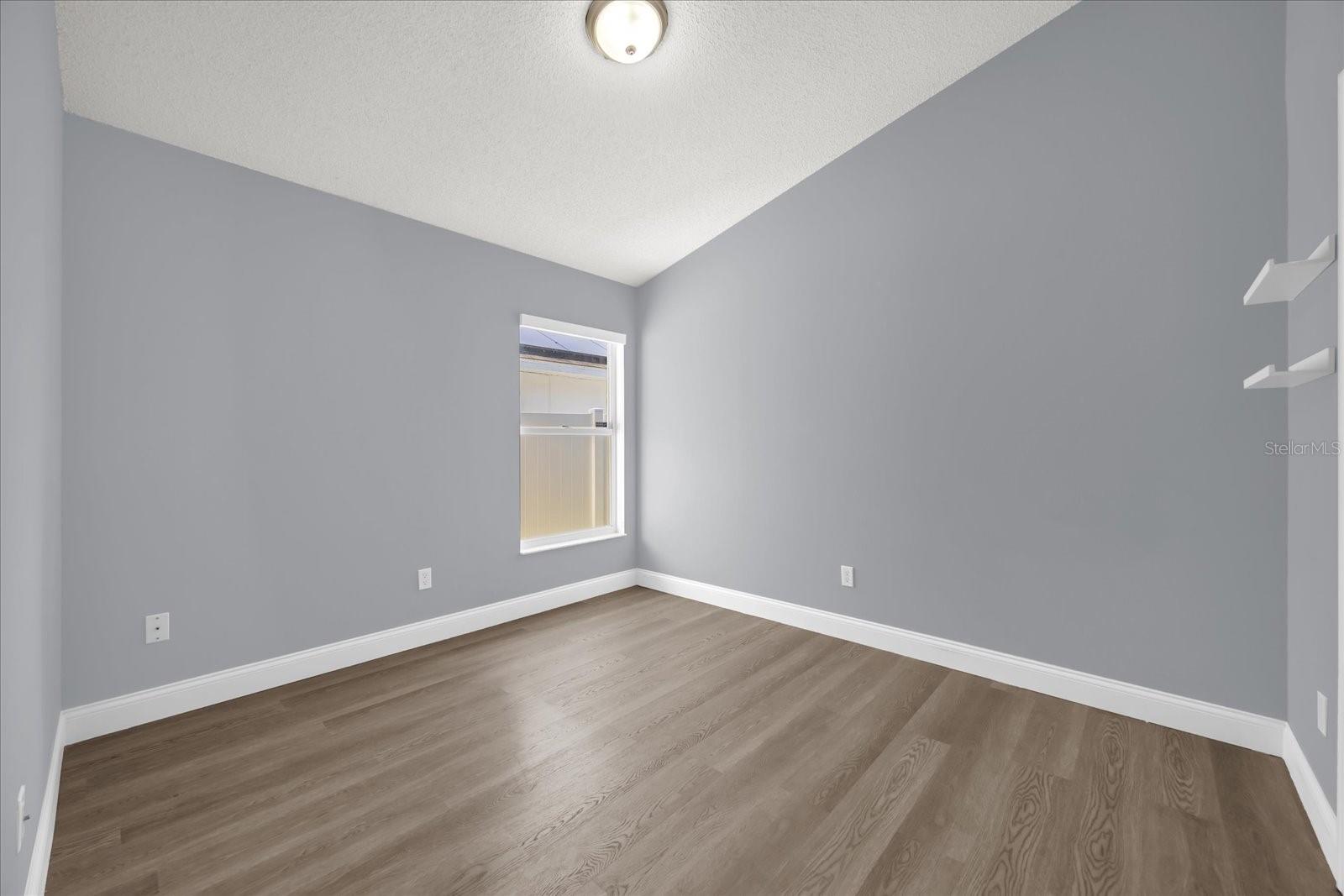 Image 15 of 25 For 7936 Oakstone Court