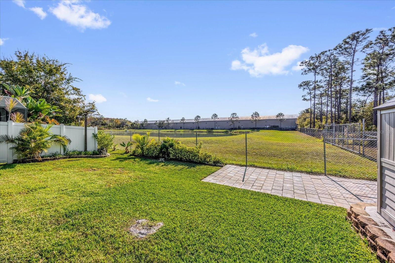 Image 21 of 25 For 7936 Oakstone Court