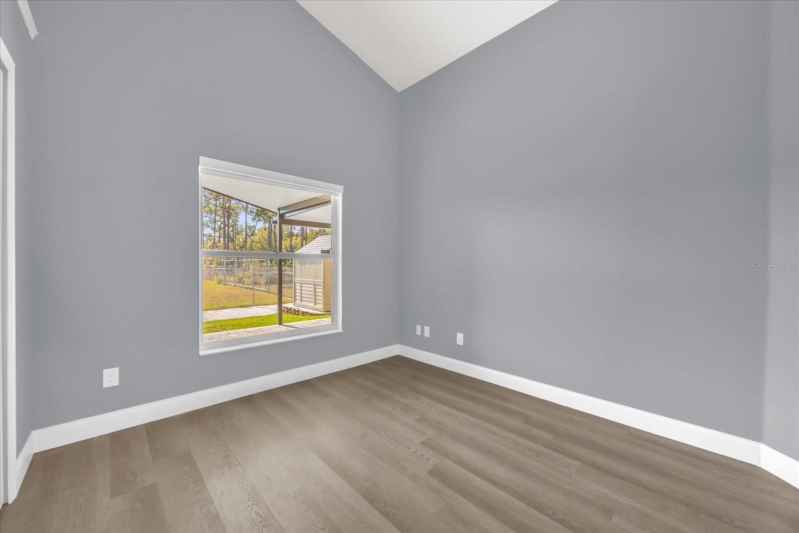 Image 6 of 25 For 7936 Oakstone Court